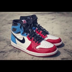 Size 12 mens air Jordan 1 retro hightops.